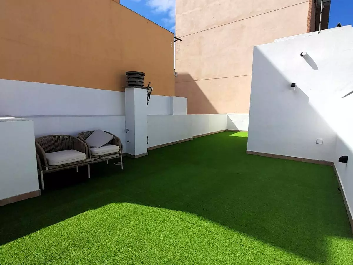 1-bedroom Apartment In Málaga, Spain (63 M²)