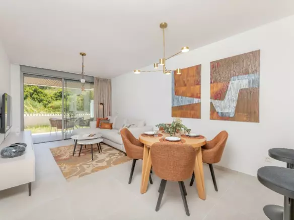 2-bedroom Apartment In Marbella, Spain (98 M²)