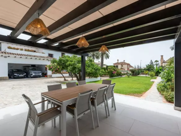 4-bedroom Villa In Marbella, Spain (346 M²)