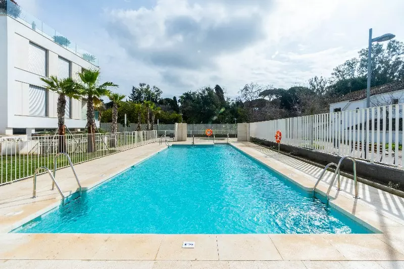 3-bedroom Apartment In Marbella, Spain (117 M²)
