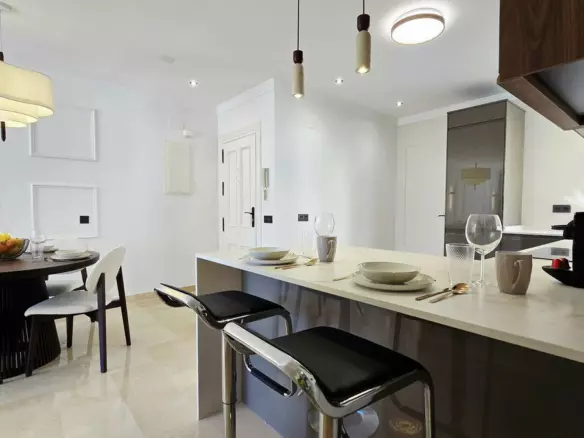 3-bedroom Apartment In Benahavis, Spain (100 M²)
