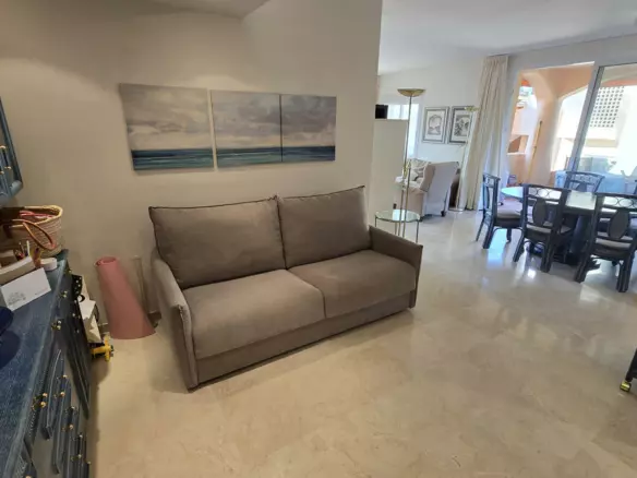 2-bedroom Apartment In Marbella, Spain (173 M²)