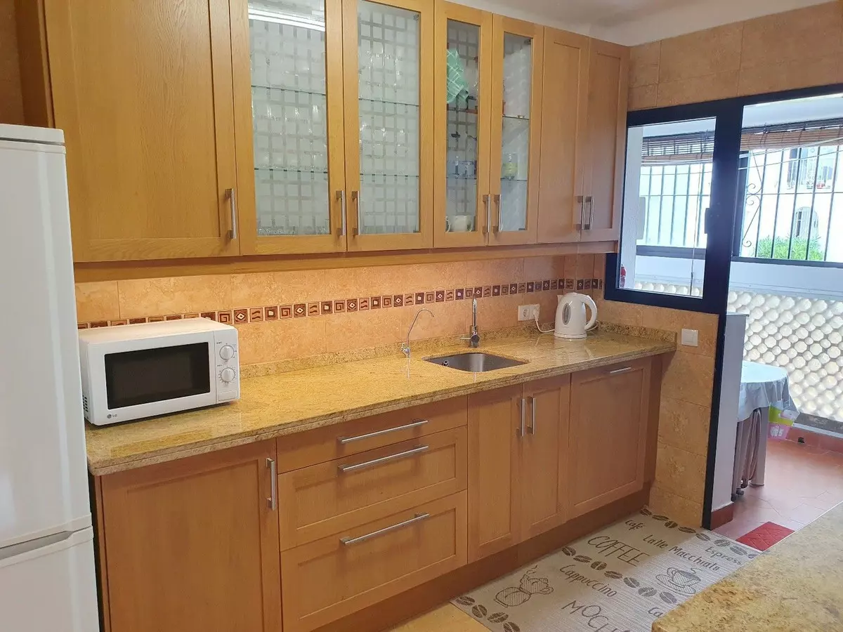 2-bedroom Apartment In Estepona, Spain (99 M²)
