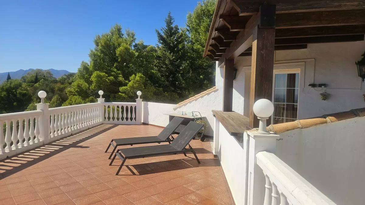 3-bedroom Villa In Mijas, Spain (327 M²)