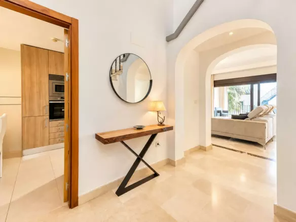 3-bedroom Town House In Estepona, Spain (195 M²)
