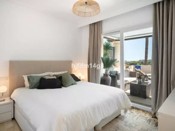 2-bedroom Apartment In Marbella, Spain (98 M²)