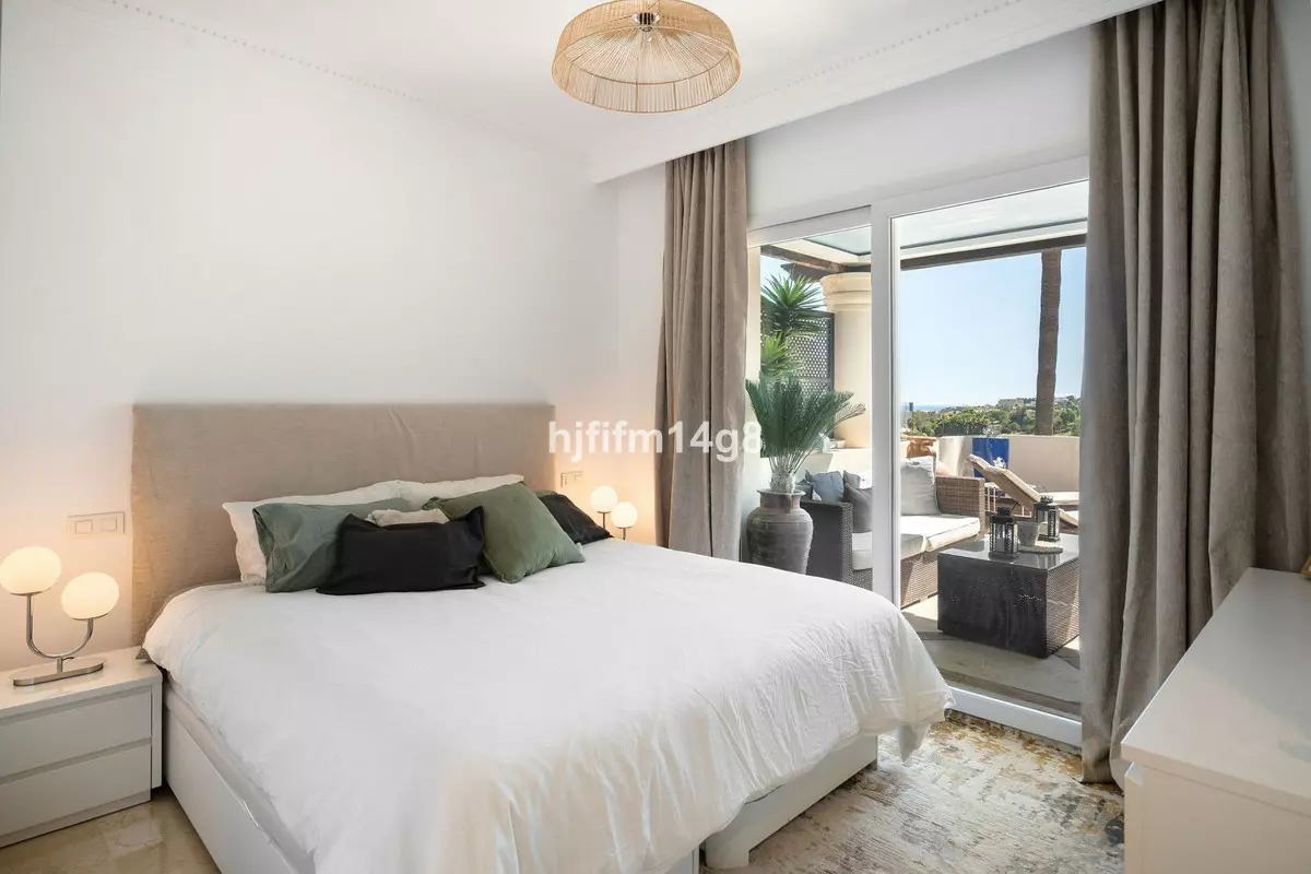 2-bedroom Apartment In Marbella, Spain (98 M²)