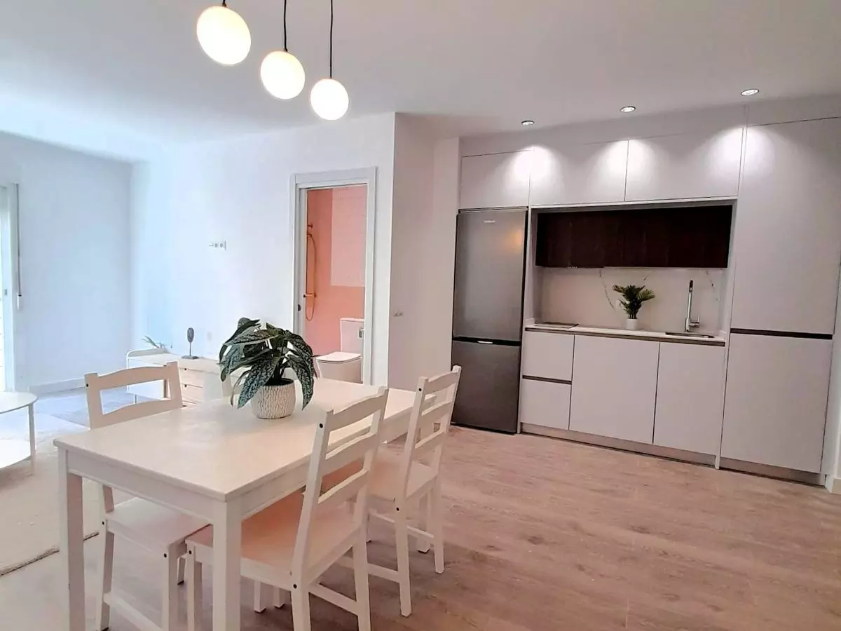 1-bedroom Apartment In Málaga, Spain (63 M²)