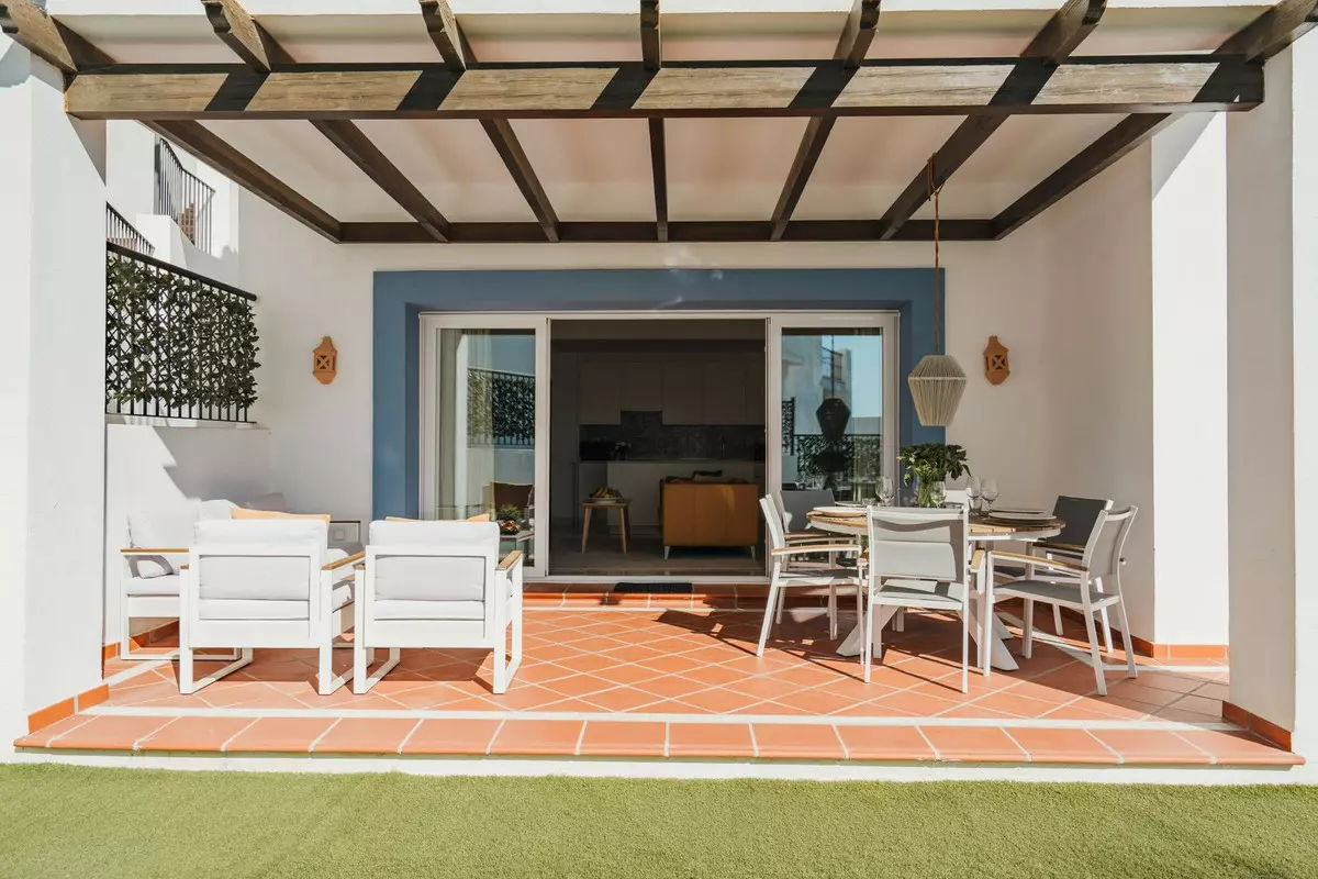 3-bedroom Apartment In Estepona, Spain (112 M²)