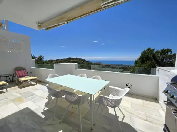 3-bedroom Apartment In Marbella, Spain (101 M²)
