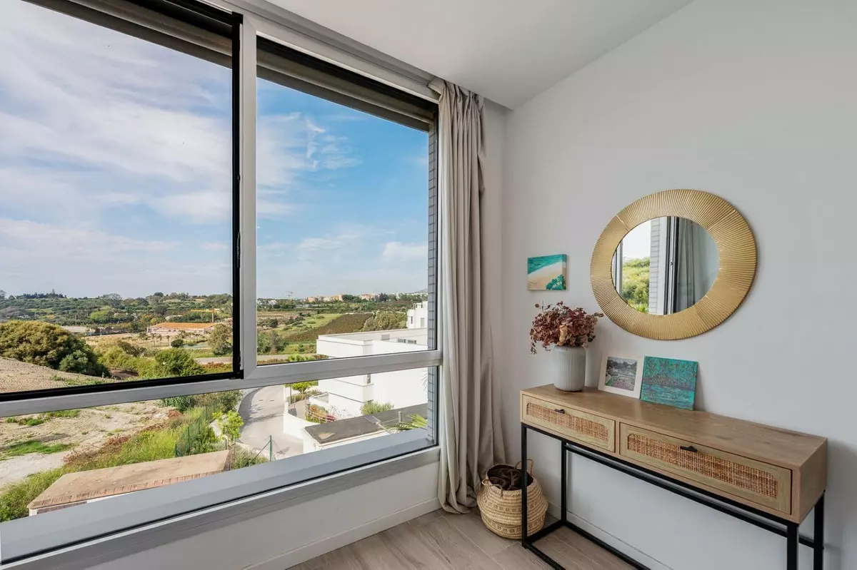 3-bedroom Town House In Estepona, Spain (167 M²)