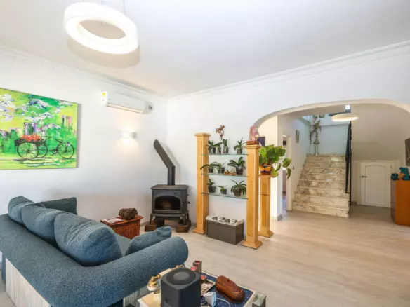 3-bedroom Villa In Coín, Spain (145 M²)