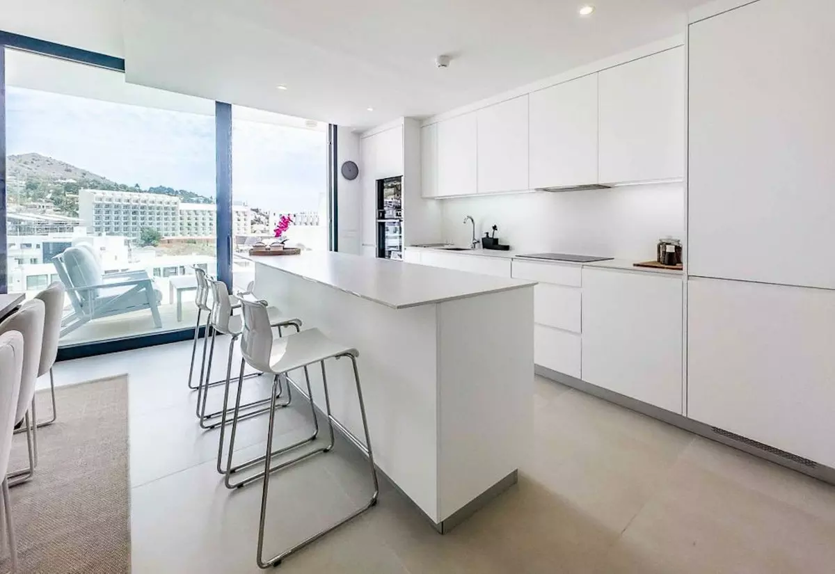 2-bedroom Apartment In Fuengirola, Spain (103 M²)