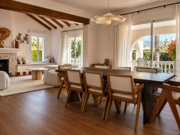 7-bedroom Villa In Marbella, Spain (558 M²)