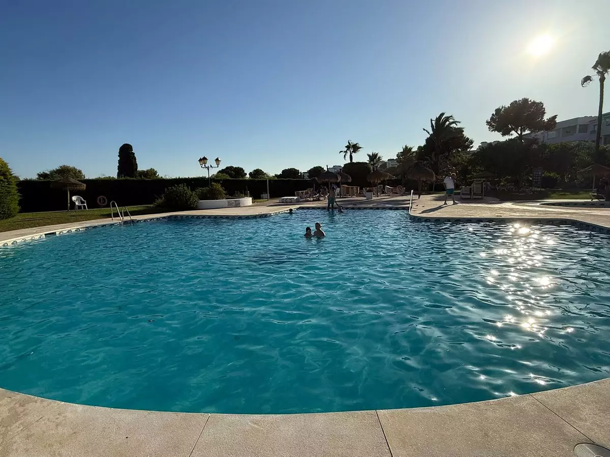 1-bedroom Property In Miraflores, Spain (62 M²)