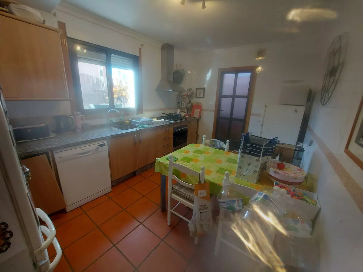 3-bedroom Villa In Manilva, Spain (131 M²)