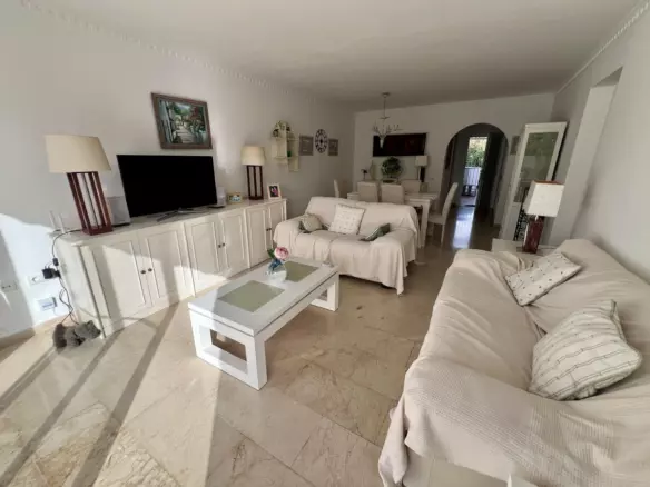 2-bedroom Apartment In Estepona, Spain (75 M²)