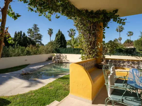 5-bedroom Villa In Estepona, Spain (169 M²)