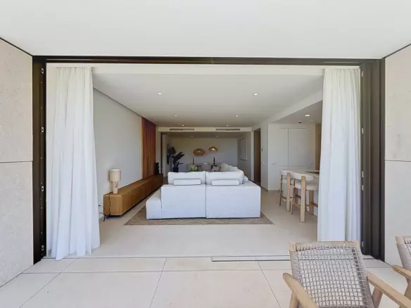 3-bedroom Apartment In Benahavis, Spain (150 M²)