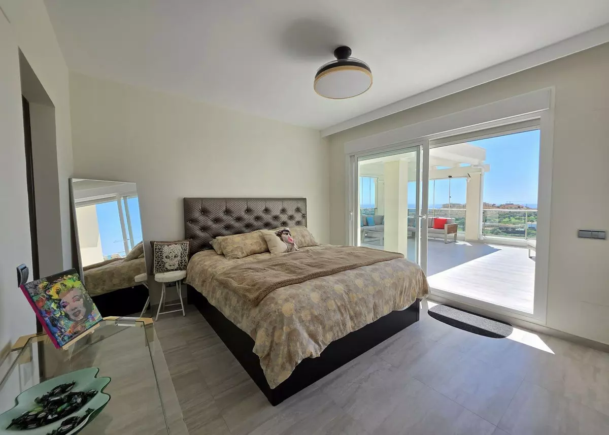 2-bedroom Apartment In Mijas, Spain (100 M²)