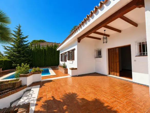4-bedroom Villa In Marbella, Spain (588 M²)