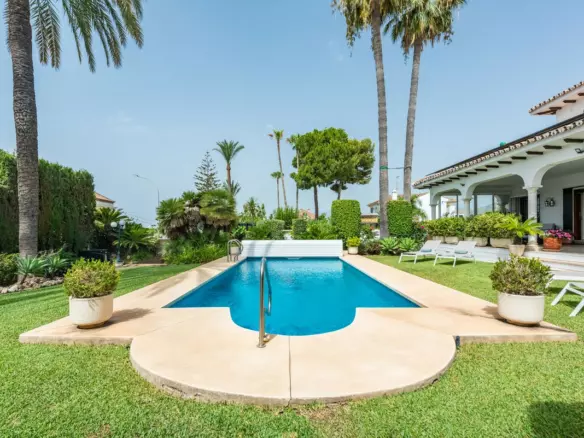 4-bedroom Villa In Marbella, Spain (346 M²)