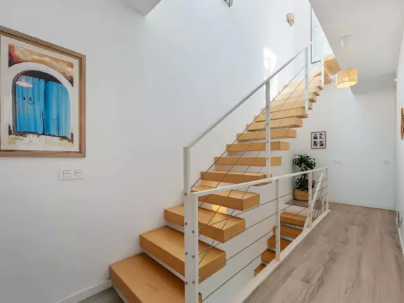3-bedroom Town House In Estepona, Spain (167 M²)