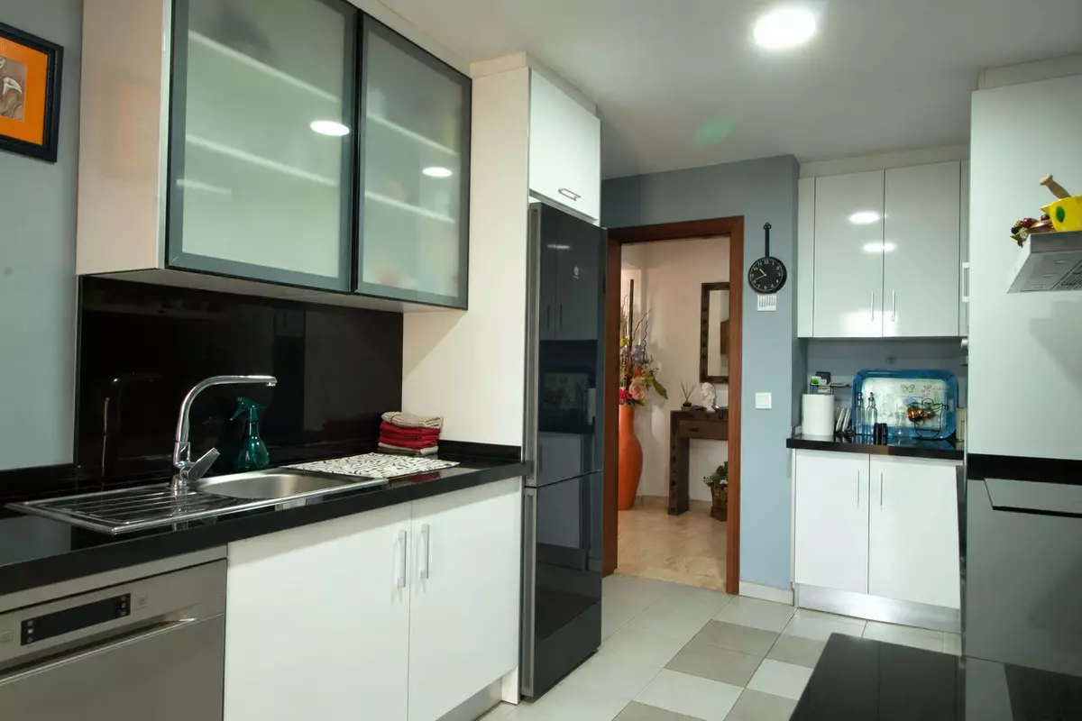 3-bedroom Apartment In Estepona, Spain (134 M²)