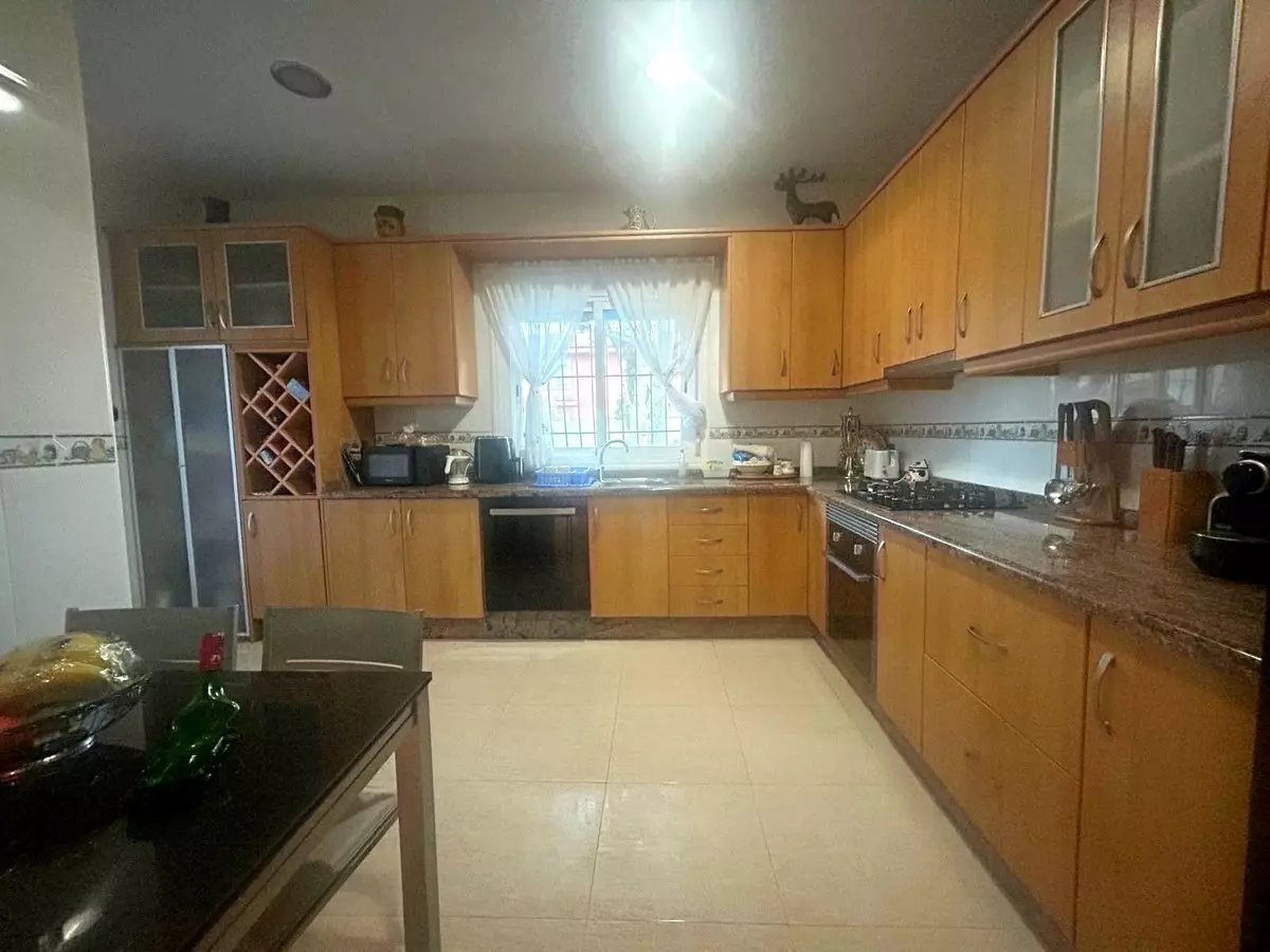 3-bedroom Villa In Orihuela, Spain (200 M²)