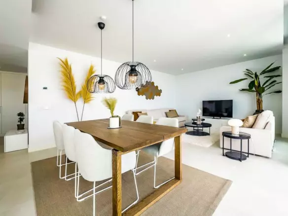 2-bedroom Apartment In Fuengirola, Spain (103 M²)