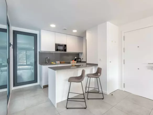 2-bedroom Apartment In Fuengirola, Spain (98 M²)