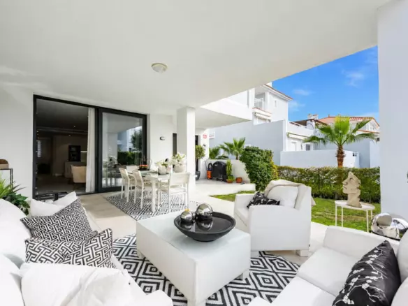 2-bedroom Apartment In Estepona, Spain (112 M²)