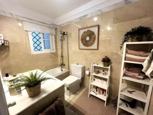 2-bedroom Apartment In Estepona, Spain (90 M²)