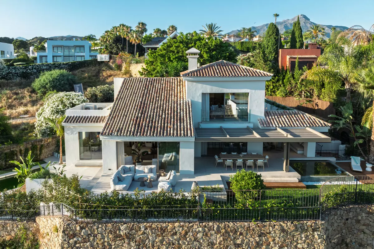5-bedroom Villa In Marbella, Spain (785 M²)