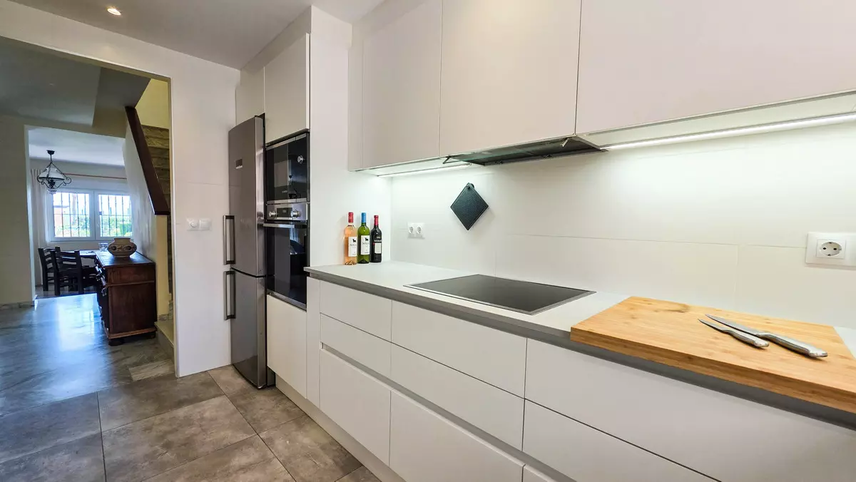 3-bedroom Town House In Manilva, Spain (127 M²)