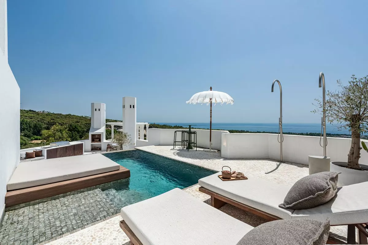 3-bedroom Apartment In Marbella, Spain (223 M²)