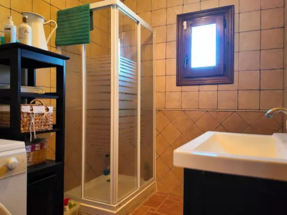 2-bedroom Country House In Álora, Spain (61 M²)