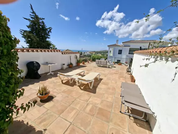 3-bedroom Town House In Manilva, Spain (131 M²)