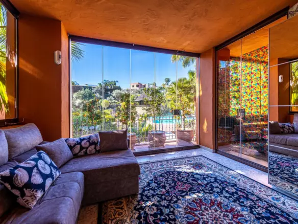 2-bedroom Apartment In Marbella, Spain (142 M²)