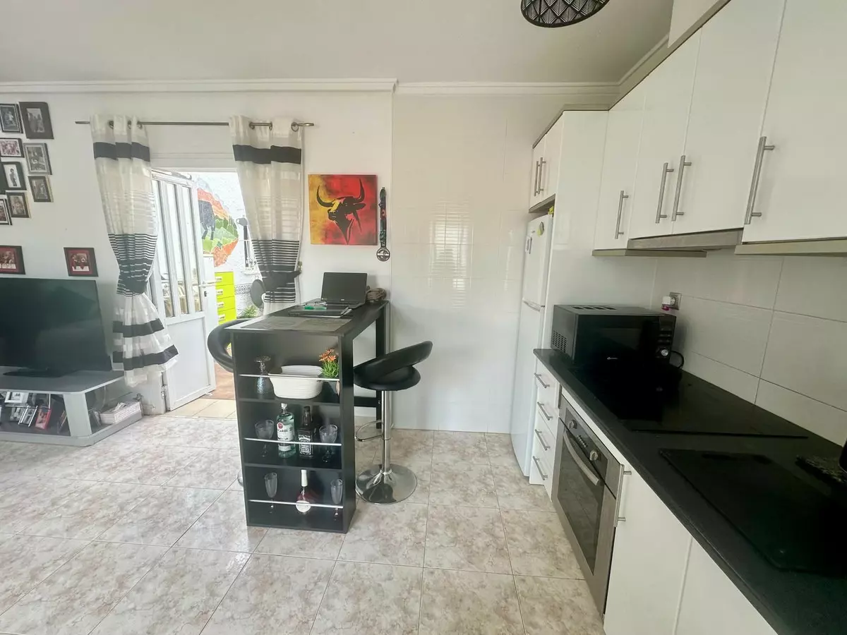 2-bedroom Villa In Rojales, Spain (80 M²)