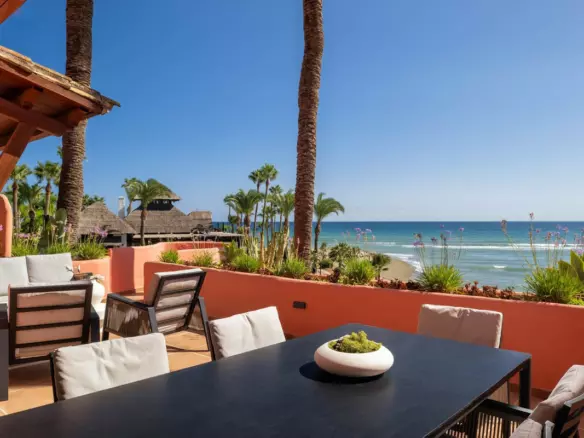 3-bedroom Apartment In Estepona, Spain (127 M²)