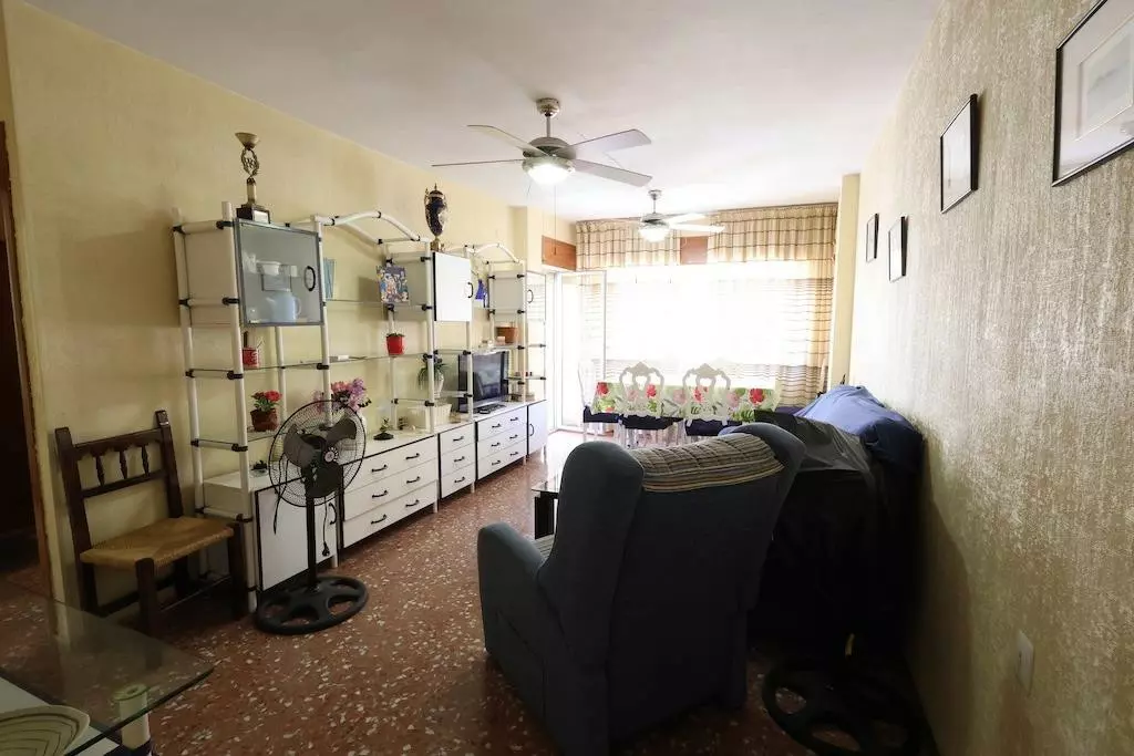 3-bedroom Apartment In Torrevieja, Spain (85 M²)