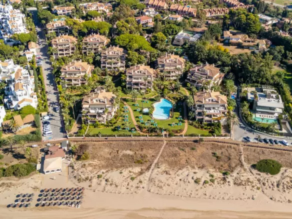 3-bedroom Apartment In Marbella, Spain (226 M²)