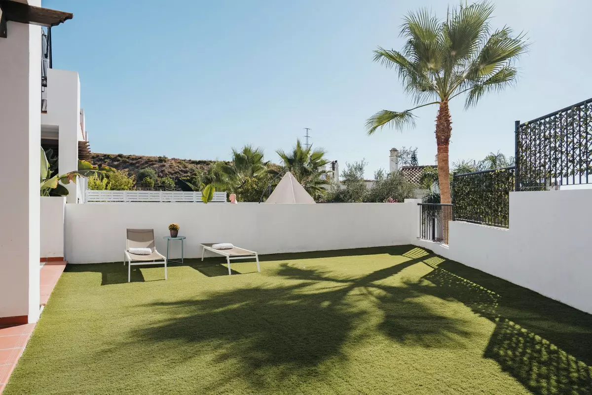 3-bedroom Apartment In Estepona, Spain (112 M²)