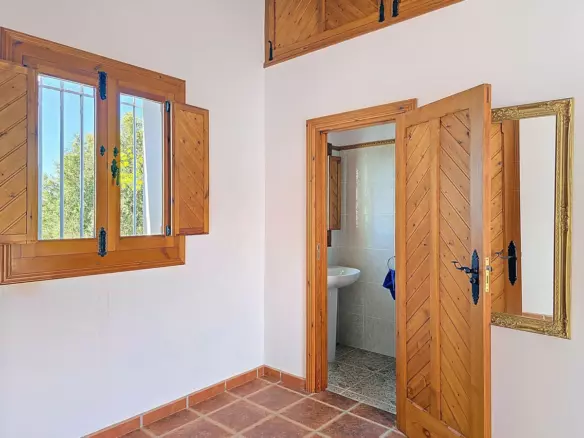 4-bedroom Villa In Sedella, Spain (496 M²)