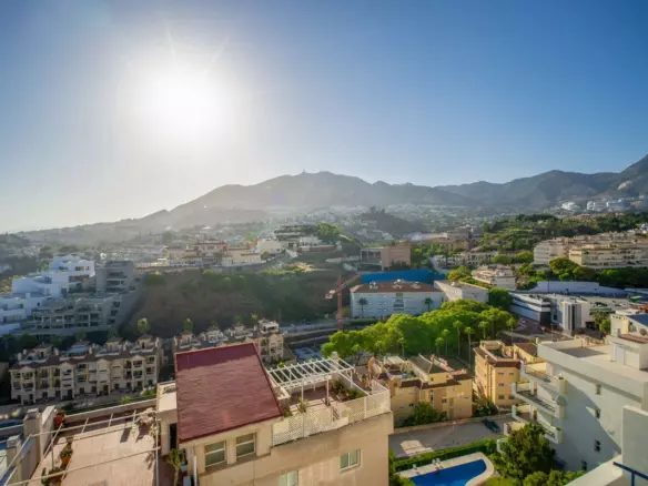 2-bedroom Apartment In Benalmádena, Spain (75 M²)