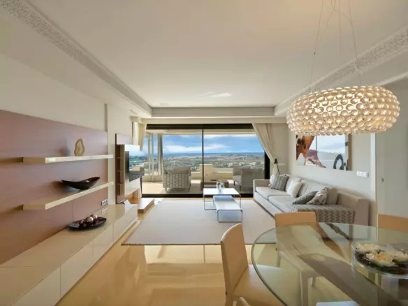 3-bedroom Apartment In Marbella, Spain (283 M²)