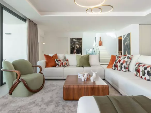 5-bedroom Villa In Marbella, Spain (627 M²)