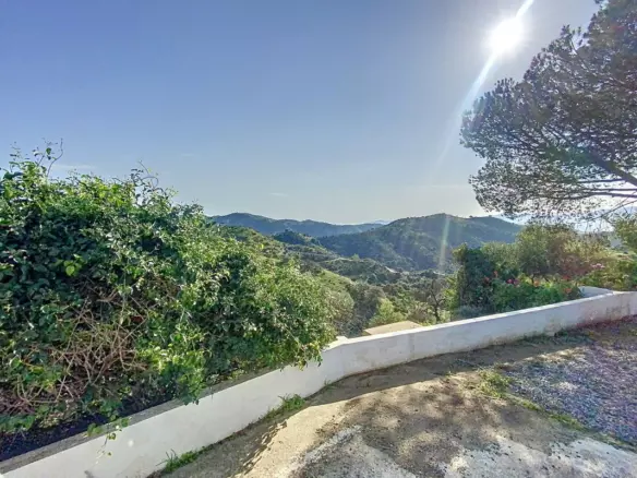 6-bedroom Country House In Pizarra, Spain (371 M²)