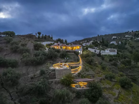 4-bedroom Villa In Cómpeta, Spain (227 M²)